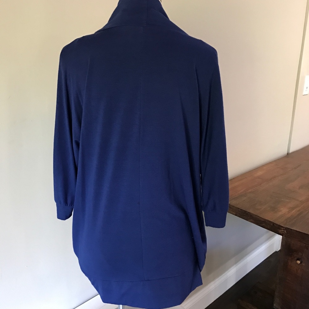 Pretty Cardigan - Picture 3 of 12